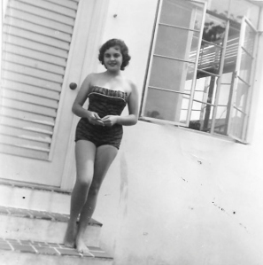 Dor in 1-piece Bathing Suit 1956